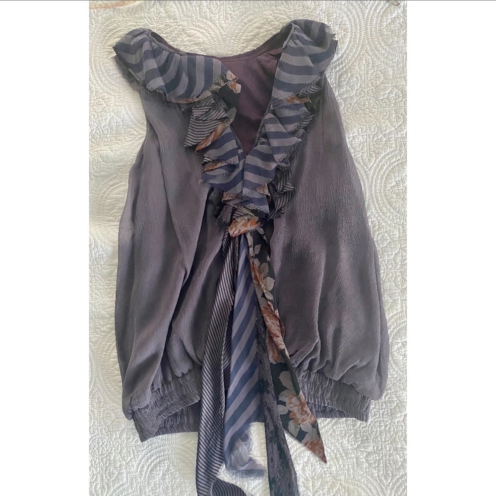 Elizabeth & James Rock ‘n’ Roll silk scarf top S